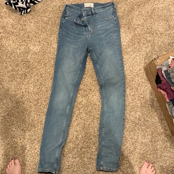 Free People Sz 28 High waist  stretch skinny jeans - Picture 3 of 4